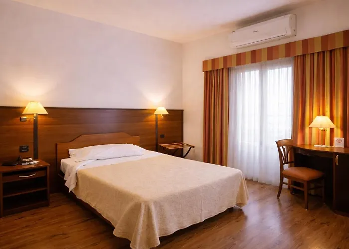 Hotell Bel Sit Comerio