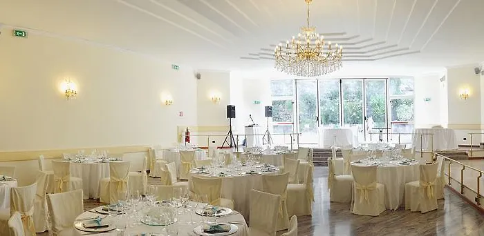 Ξενοδοχείο Bel Sit 4*